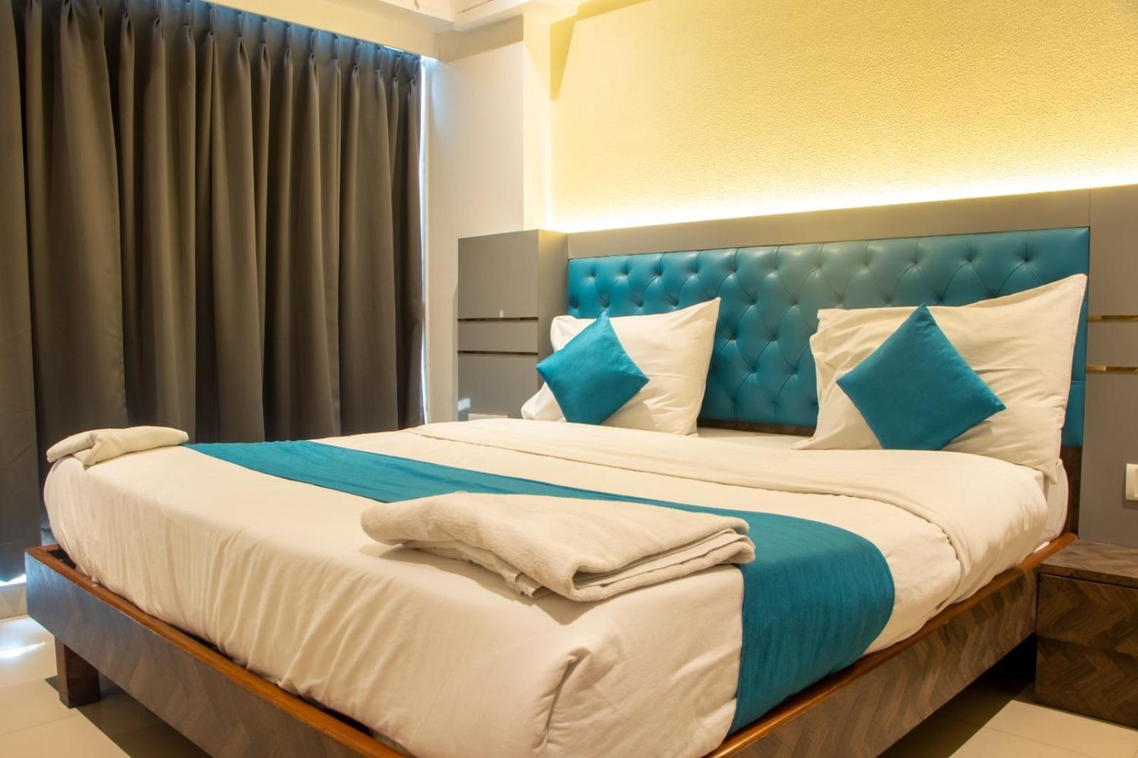 Hotel J R Residency Navi Mumbai Zewnętrze zdjęcie