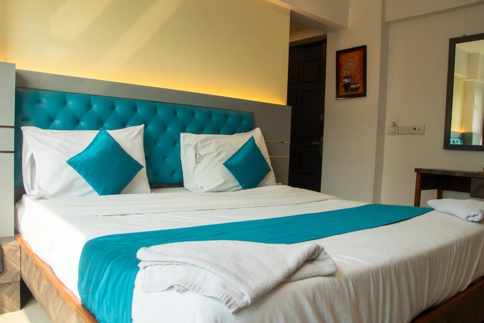 Hotel J R Residency Navi Mumbai Zewnętrze zdjęcie
